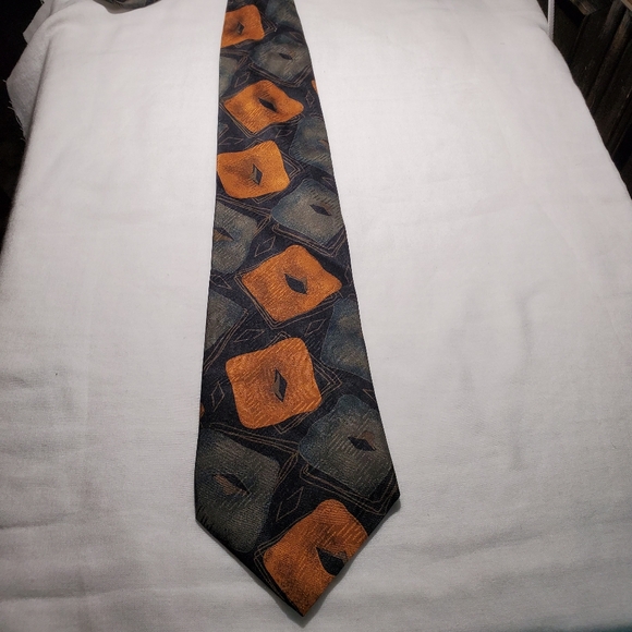 David Lawrence Other - David Lawrence Elegant Artsie Chunkie Geometric Tie - Orange and Gray Squares